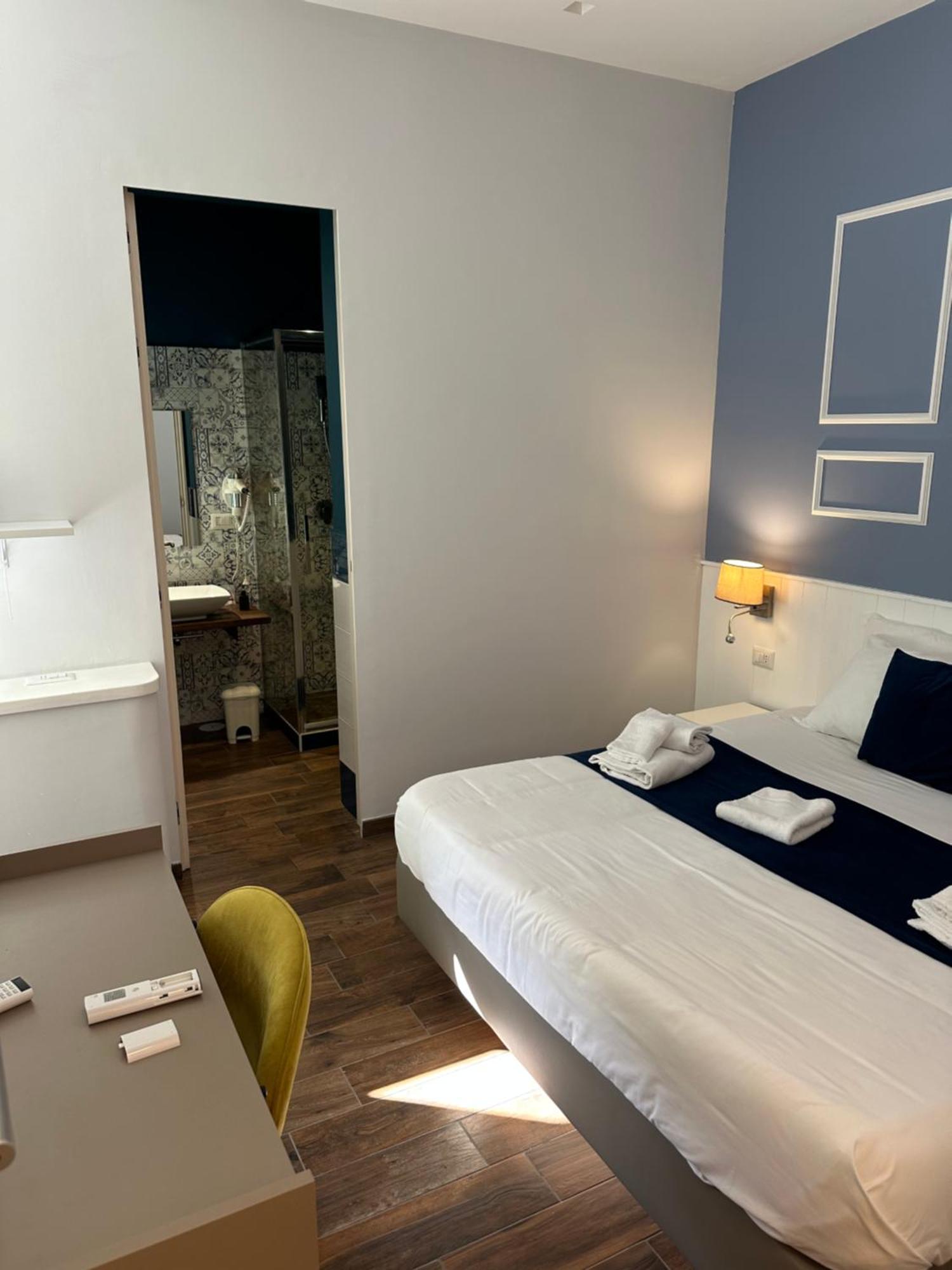 Aparthotel Hotiday Collection - Botanique Naples